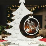 Árvore de Natal Personalizável com Nomes de Família